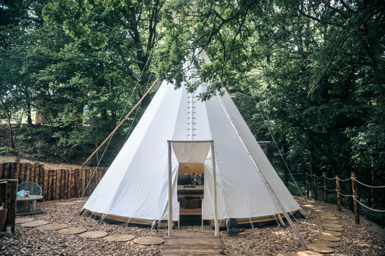 Hotel Glamping Nad Meandry Unhošť Exteriér fotografie