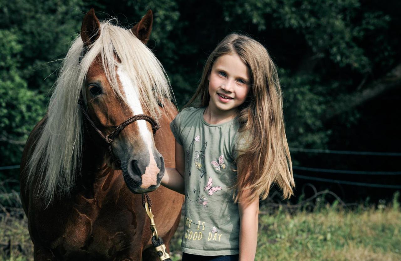 Hotel Glamping Nad Meandry Unhošť Exteriér fotografie